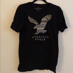 American Eagle tee shirt